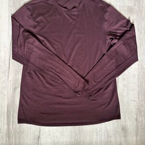 Men’s Lululemon Reflective Back Long Sleeve Athletic Top – Burgundy – Size Large